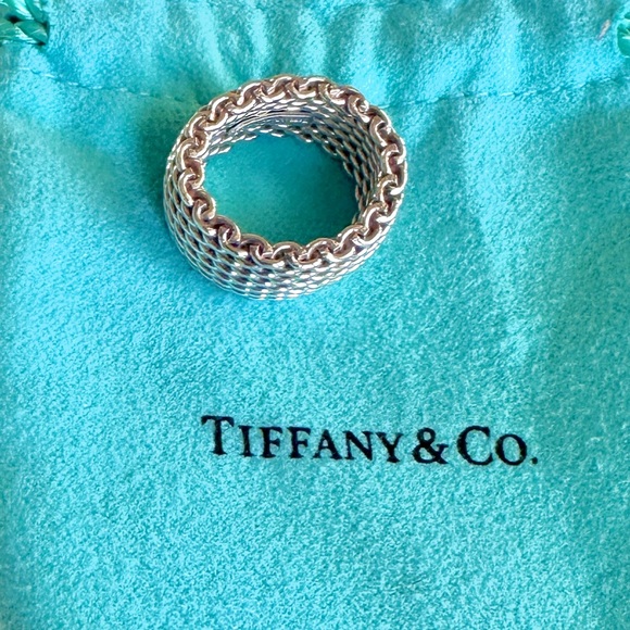 TIFFANY & CO SOMMERSET SILVER CHAIN RING. SIZE 6 RING BOUGHT IN CHICAGO 2001 - Picture 7 of 7